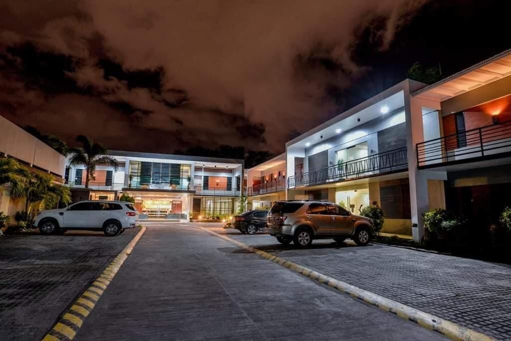 The Horizon Suites And Arcade General Santos City Bagian luar foto