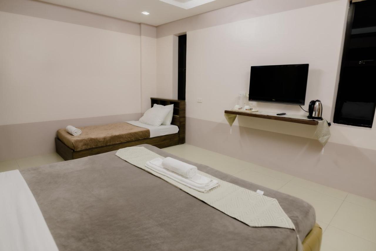 The Horizon Suites And Arcade General Santos City Bagian luar foto